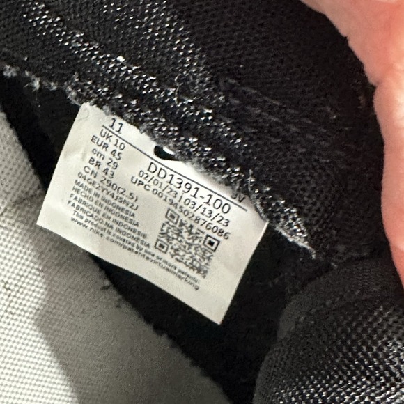 Nike Dunk Low Mens 11 Panda Black White DD1391-100 - No Insoles - Picture 8 of 8